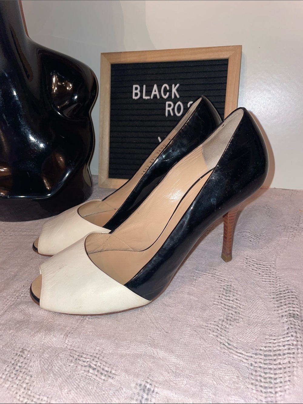 GIUSEPPE ZANOTTI PEEP TOE SPECTATOR HEELS SHOES 2 tone Sz 39.5
